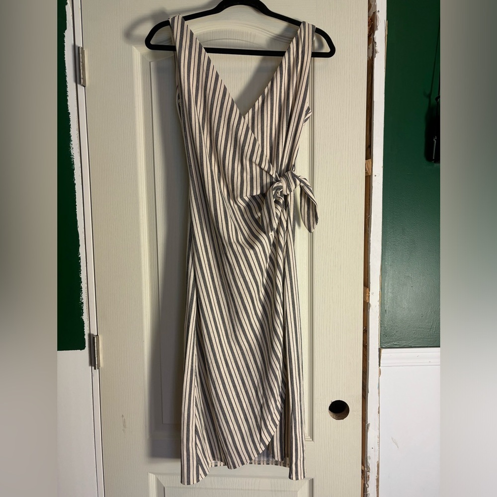 H&M wrap dress - cream and black stripe - size S - medi length - Picture 1 of 5